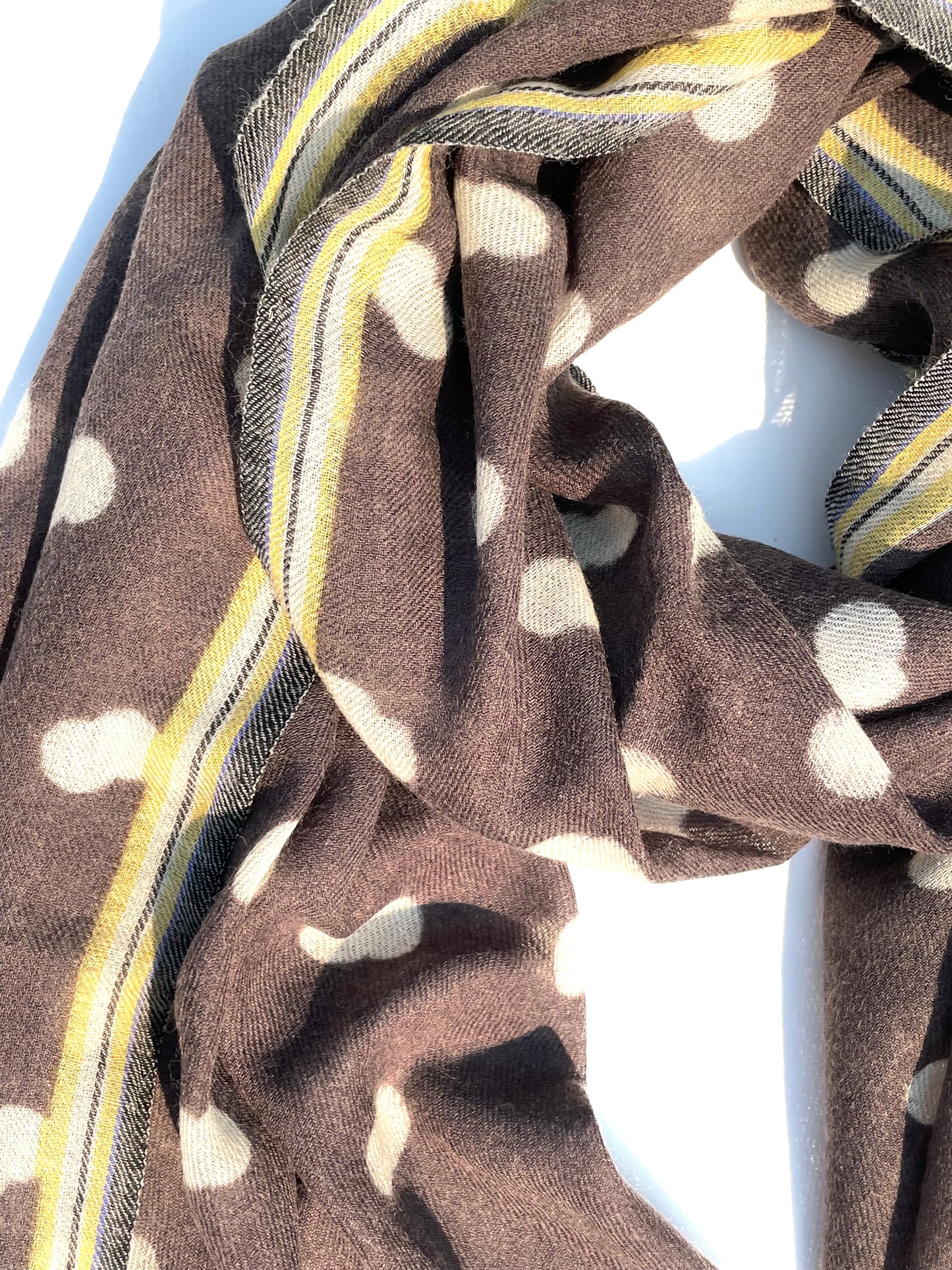 Manju Light-weight Wool Shawls Bee